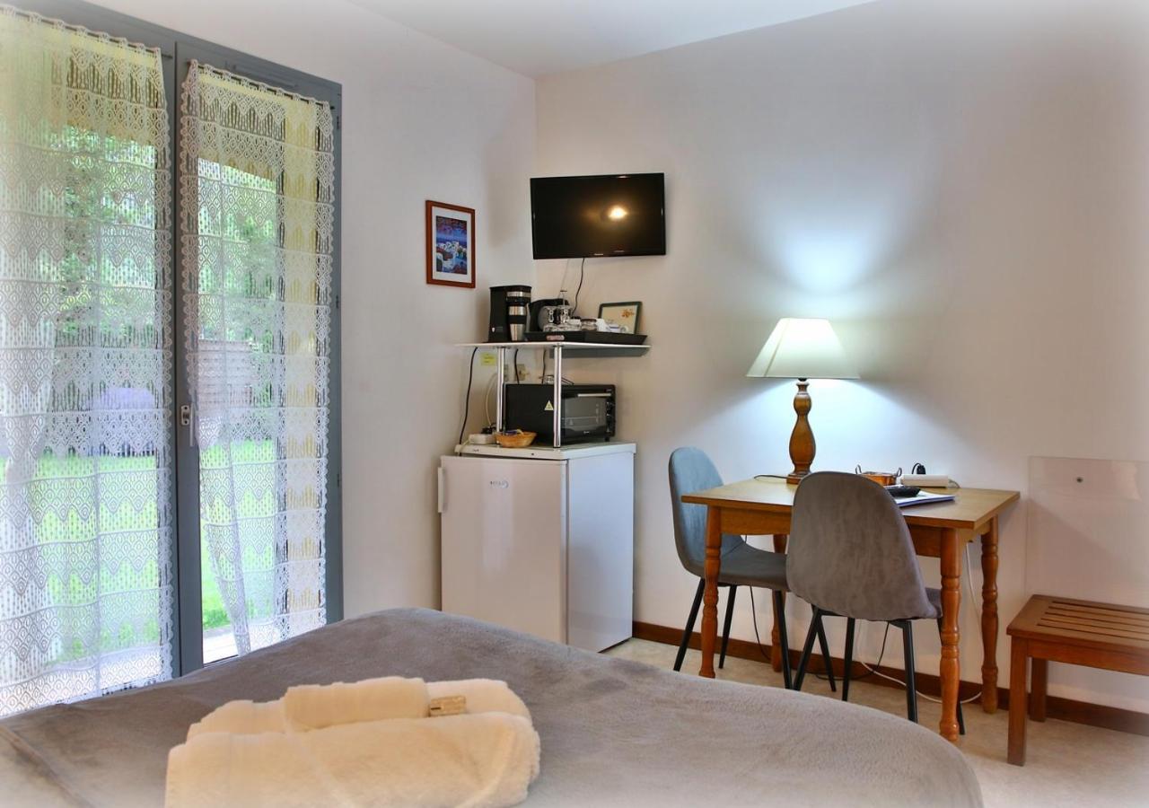 Beau Vallon - Gite Et Chambres D'Hotes Pyrenees-Mediterranee - Pays Catalan Sahorre Exterior foto